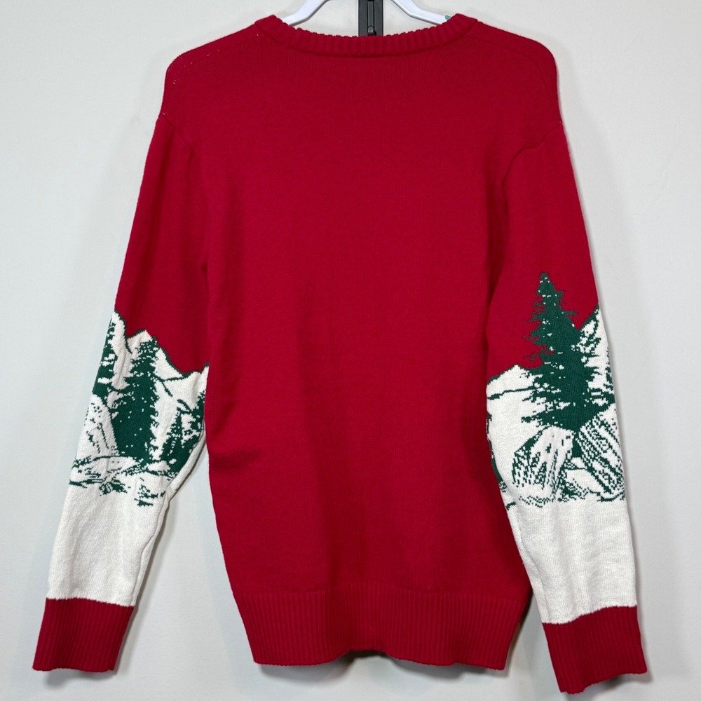 NWT Peanuts Snoopy Skiing Sweater Mens Large Red White New Mountain Graphic - Picture 2 of 6